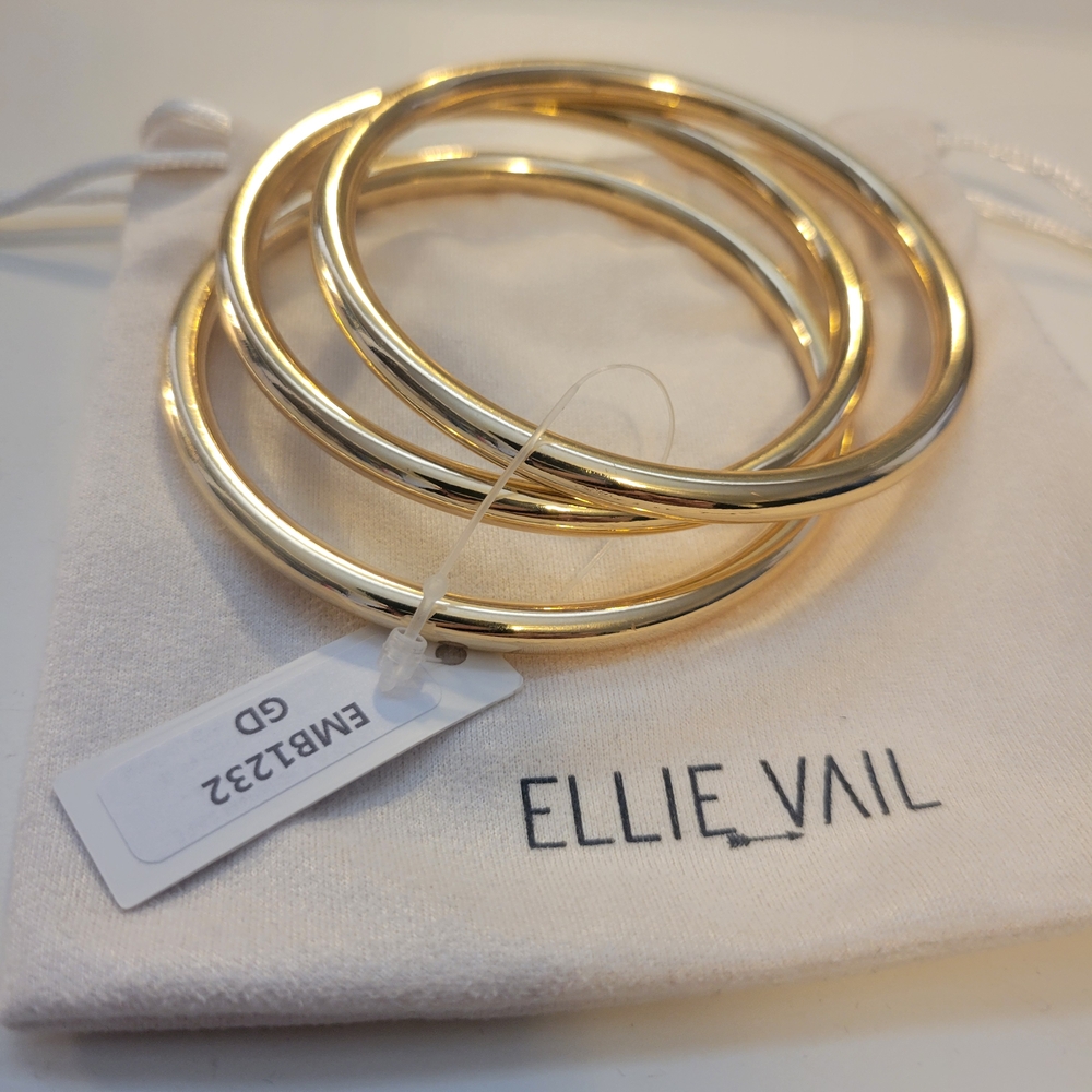 Gold Bangle Bracelet Set